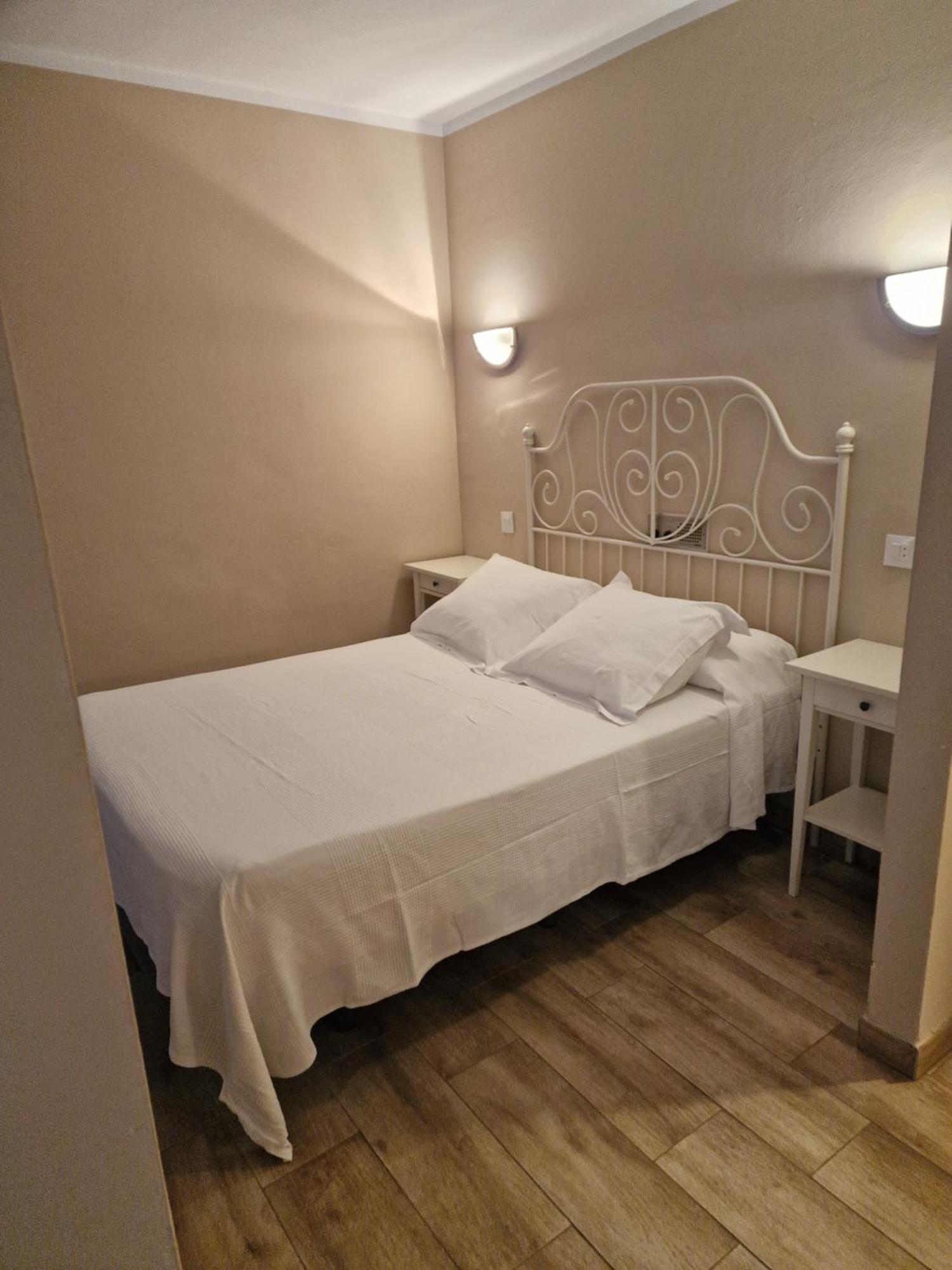 Hotel La Quinta Cue Eksteriør billede