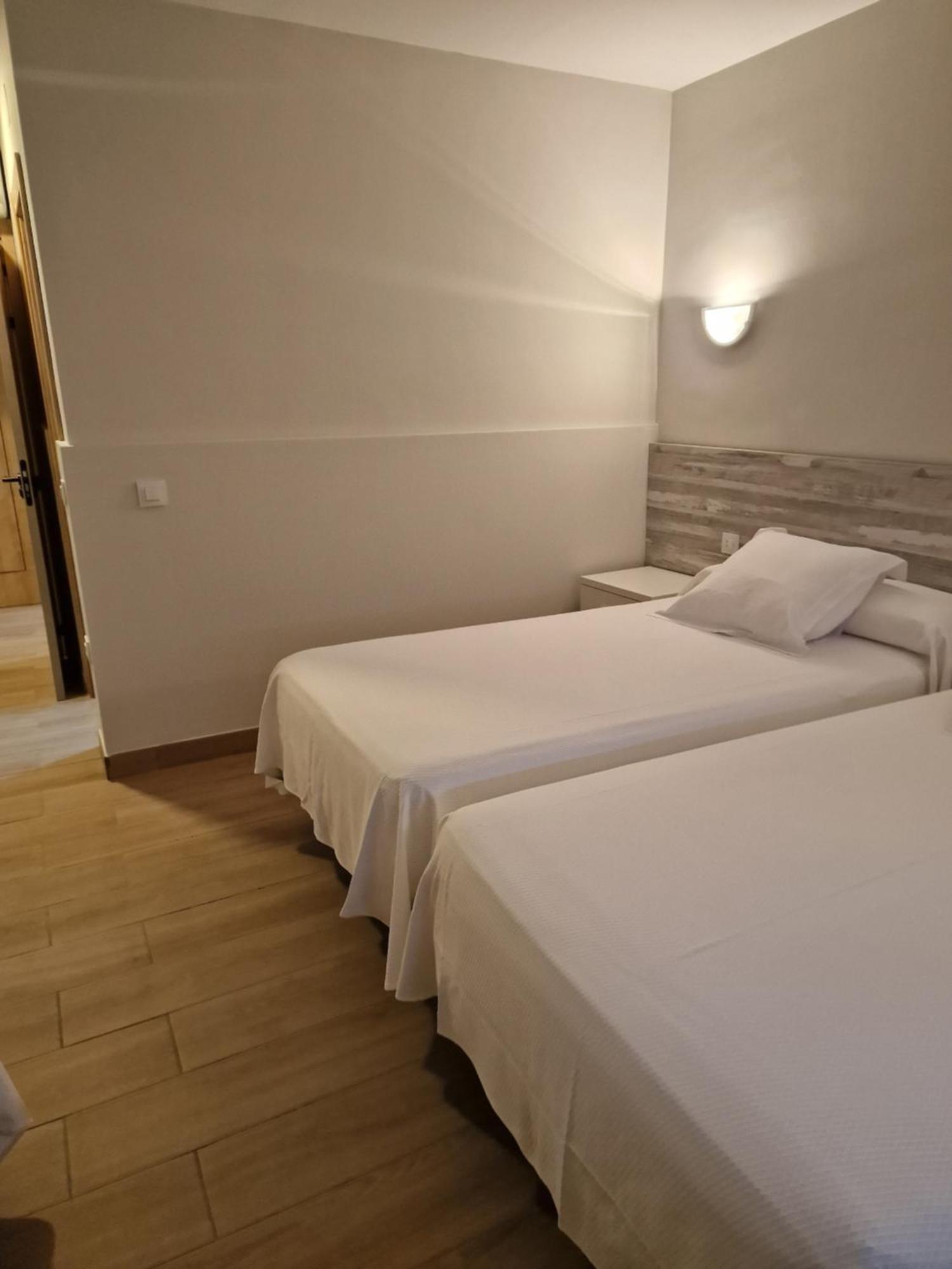 Hotel La Quinta Cue Eksteriør billede